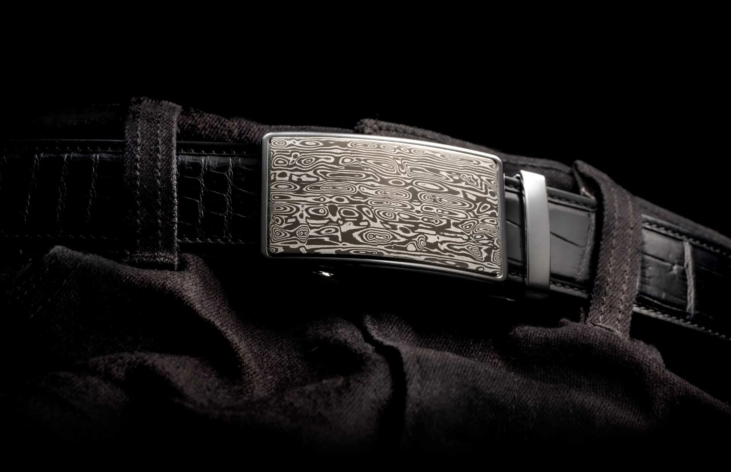 Bifrost - Black Alligator - Image 3