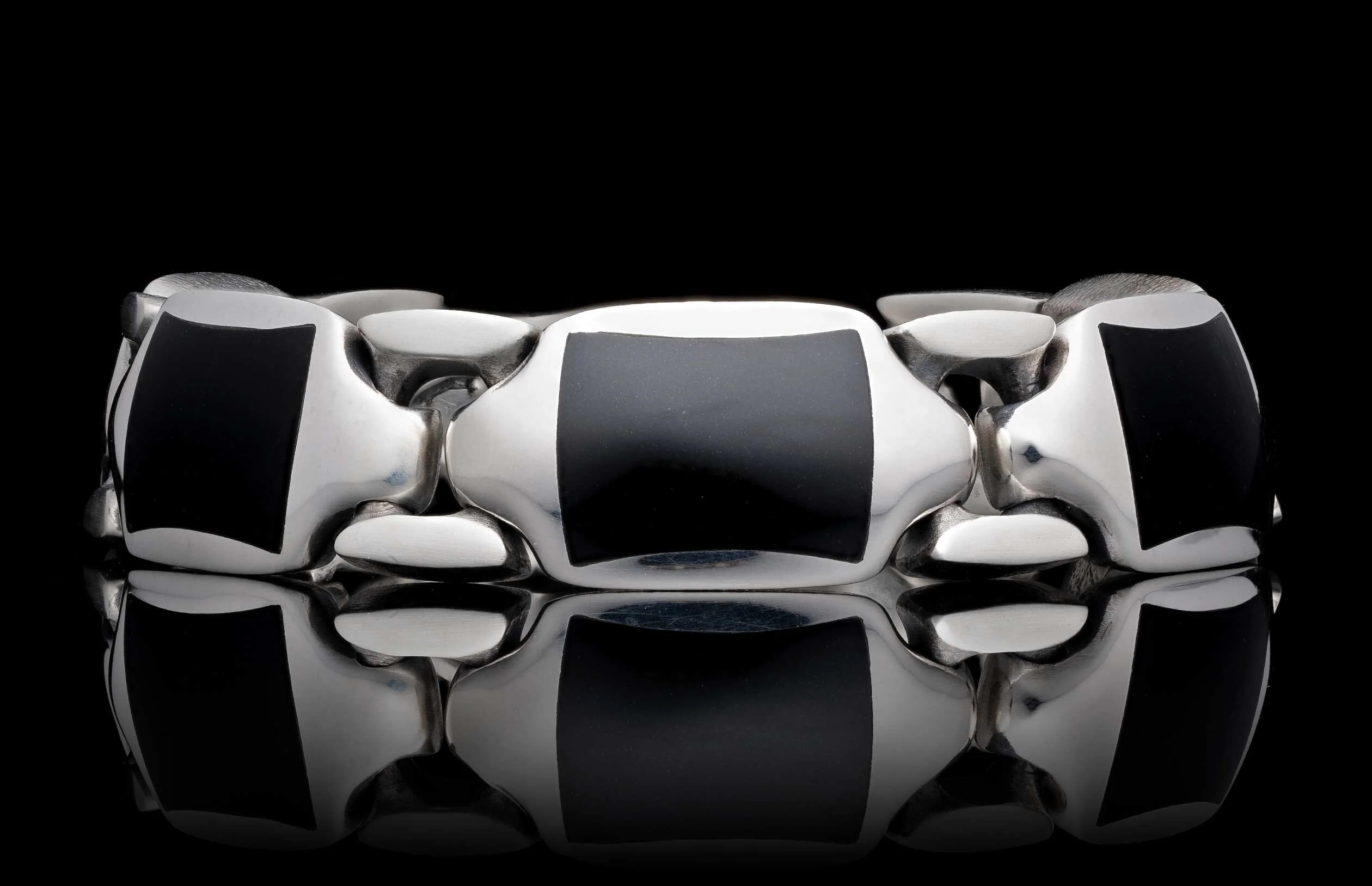 Black Jade Retro - Image 4