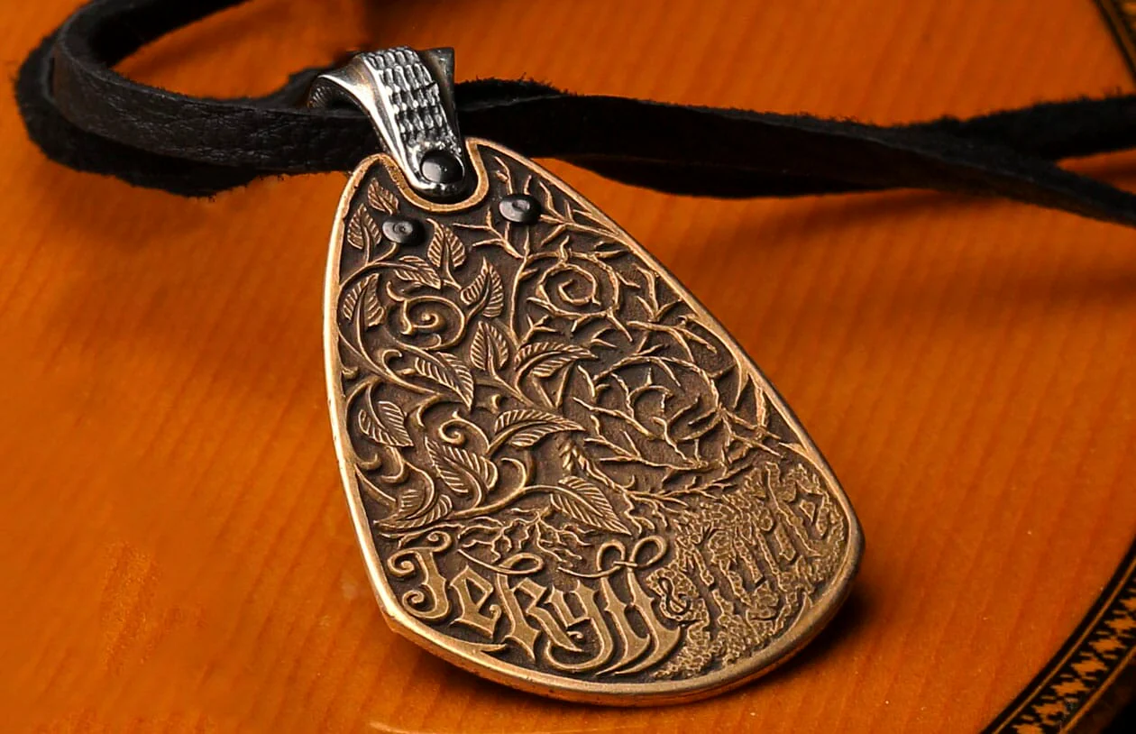 Jekyll + Hyde Bronze Edition - Image 4