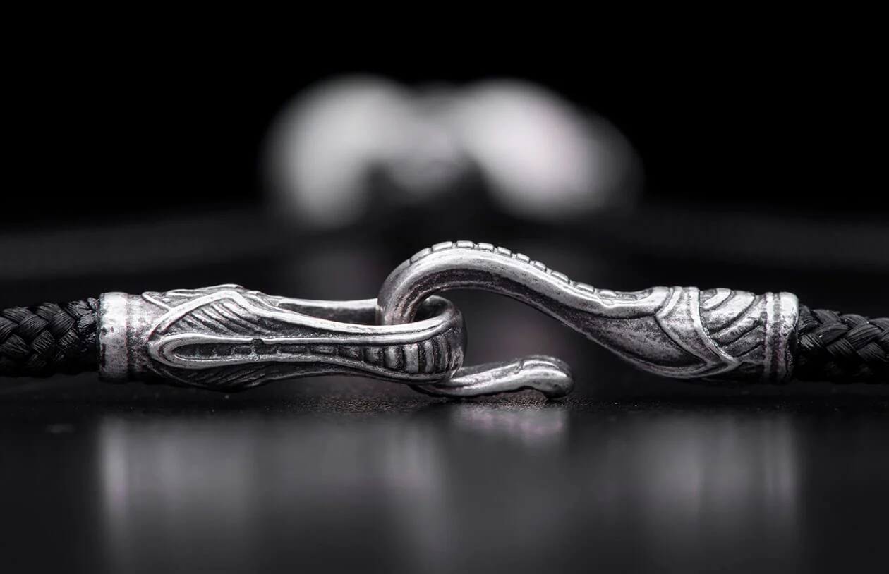 Amulet - Image 4