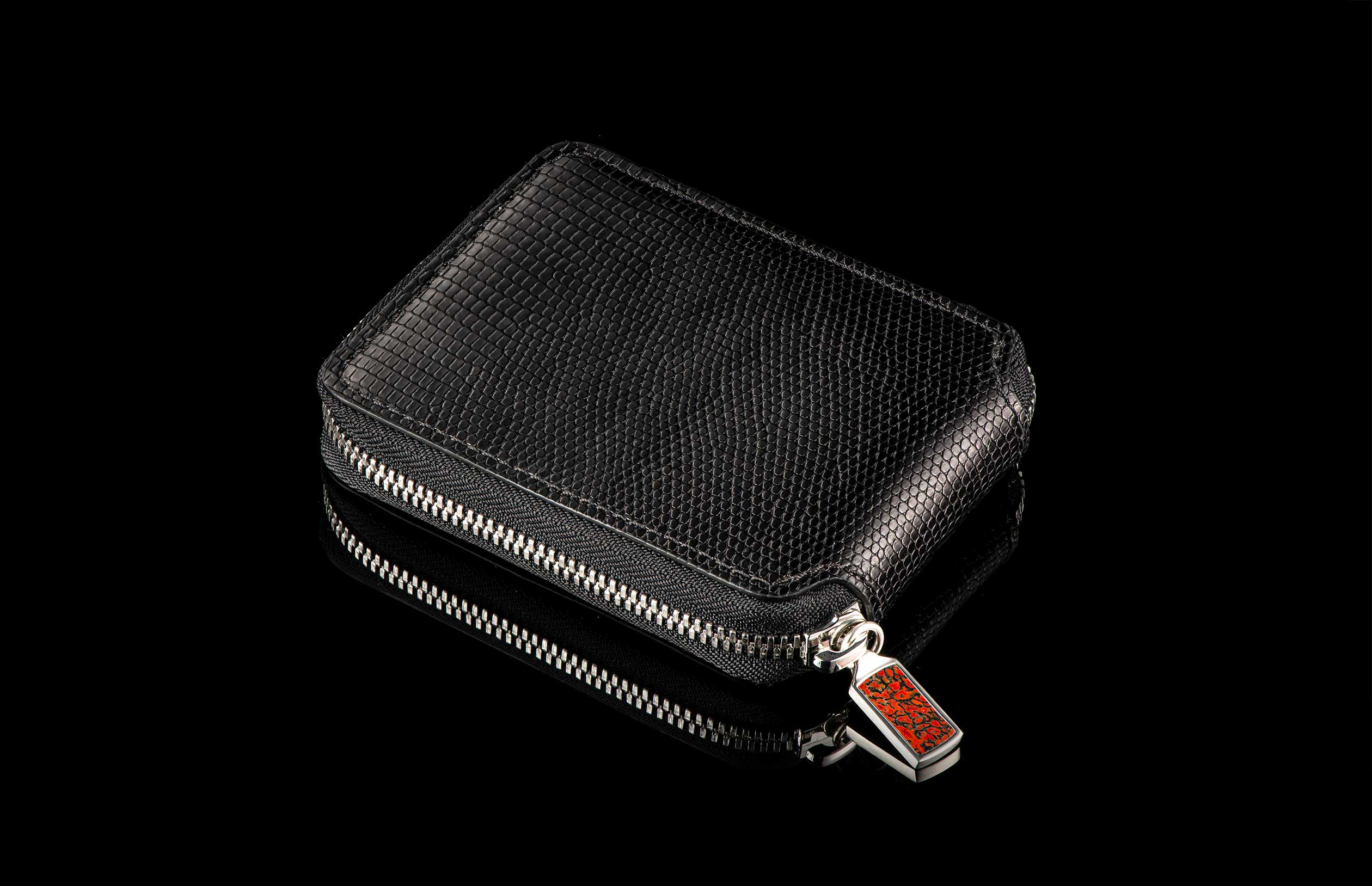 Zipper Bi-Fold - Image 16