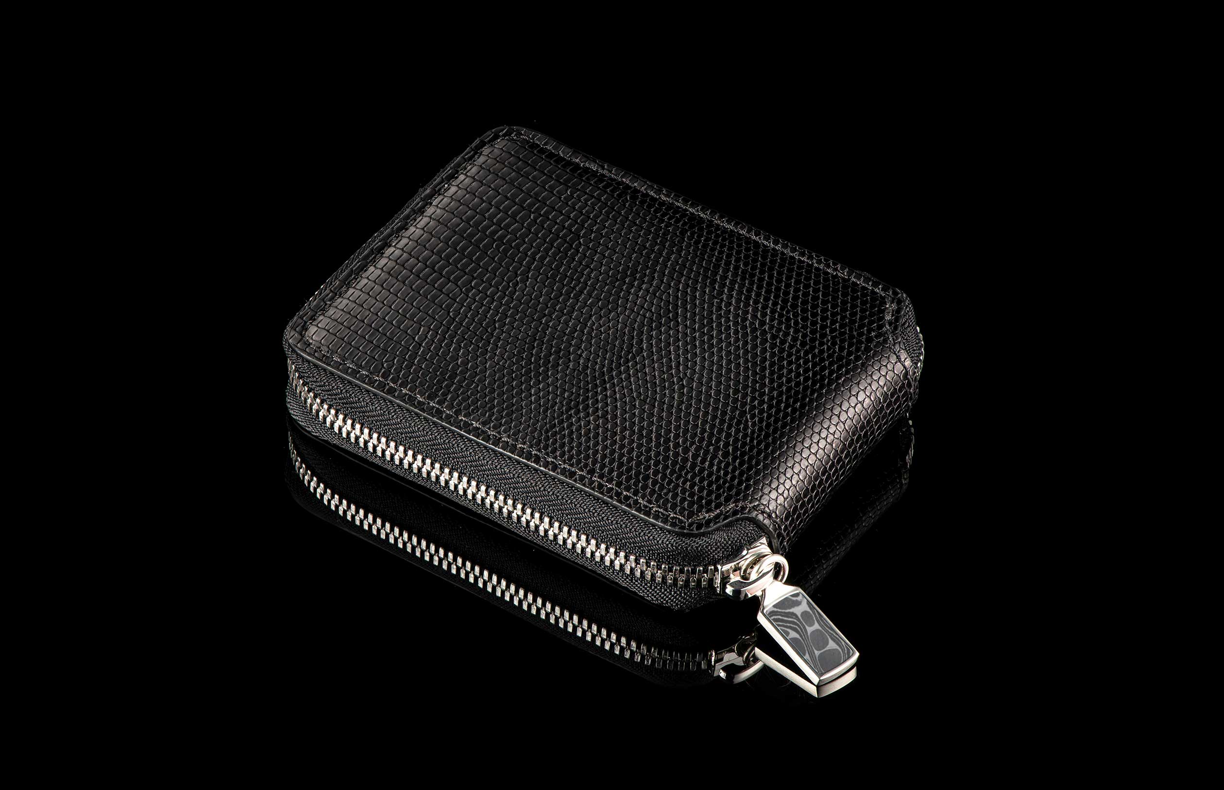 Zipper Bi-Fold - Image 23